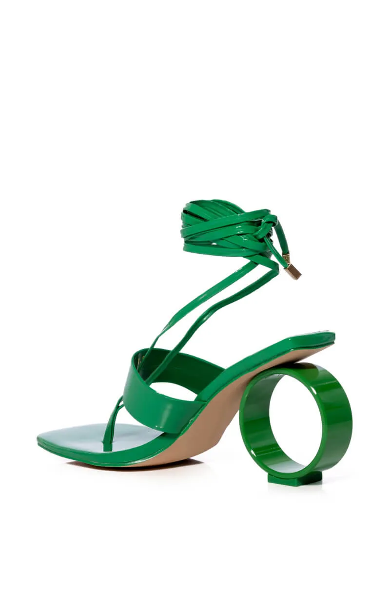 AZALEA WANG ELVIRDA CIRCLE SANDAL IN GREEN