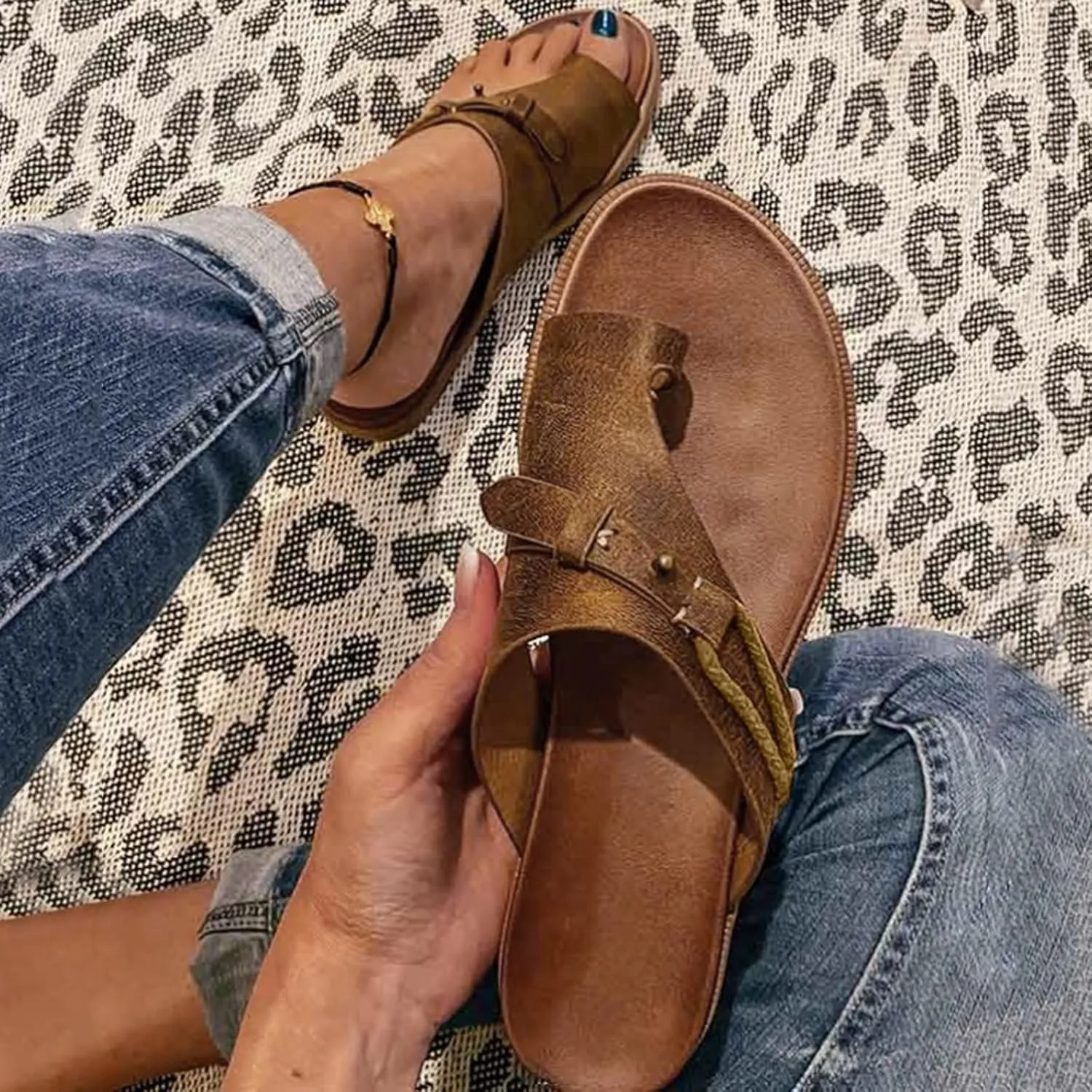 Cathalem Gladiator Sandals for Women Orthopedic Sandals 2024 New Ring Loop Strap Flip Flops Flat Leather Sandals Women