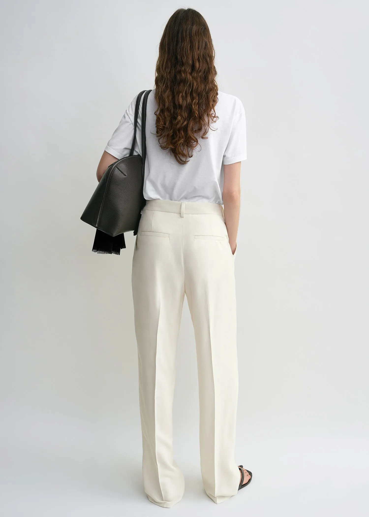 Double-pleat fluid trousers ecru petite