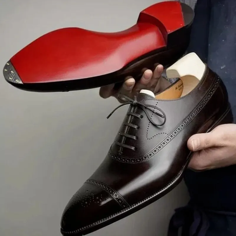 Newest Men Shoes High Qualtiy Pu Leather Dress Shoes Male British Style Classic Casual Brogue Shoes Zapatos De Hombre 5KE193