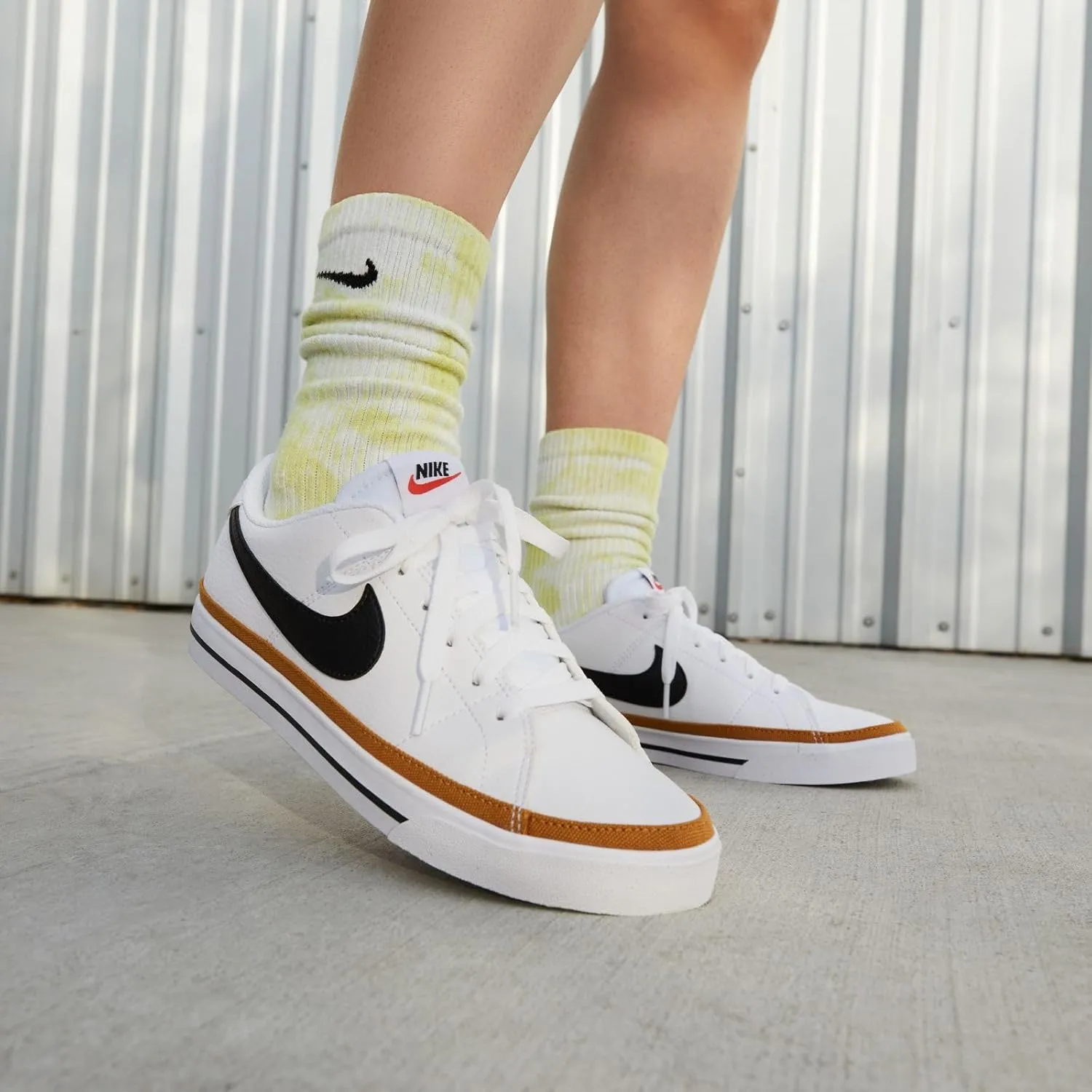 Nike Women's Sports Low Top Shoes