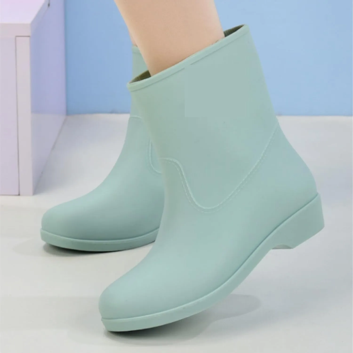 Rain Boots Rainboots Women's Mid Tube Rain Boots Waterproof And Non Slip Outdoor Water Shoes Rain Boots For Outdoor