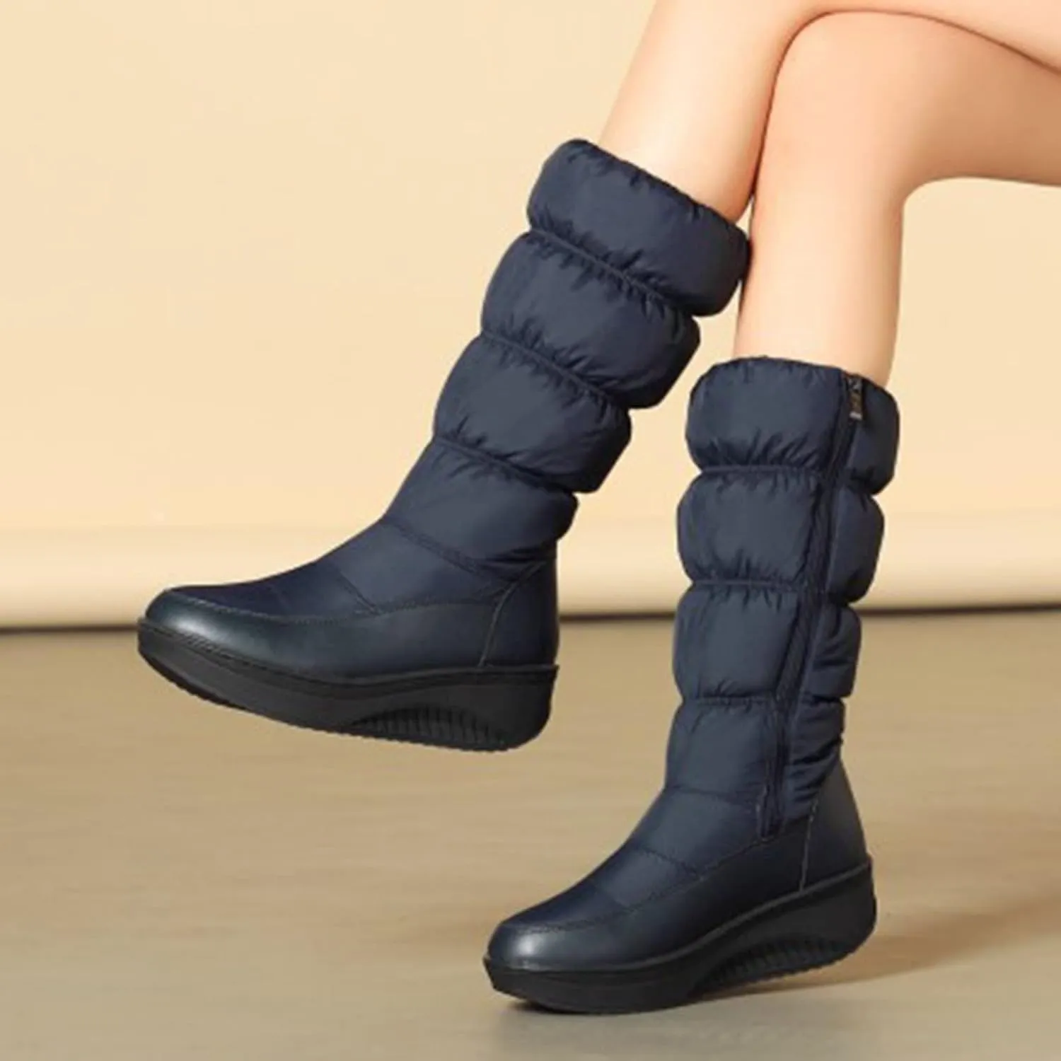 Women Snow Boots Waterproof Anti-slip Winter Boots Classic Fuzzy Fur Booties Winter Warm Outdoor Ankle Boots Ladies Walking Hiking Booties