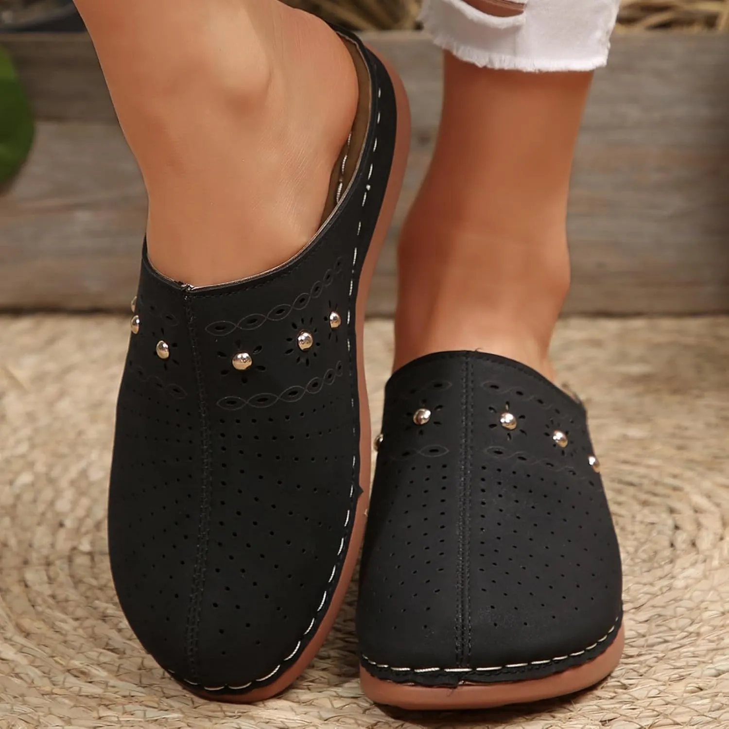 Women's Mules & Clogs Summer Closed Toe Slip on Sandals, Hollow Out Breathable Platform Orthopedic Slippers Comfortable Walking Wedge Clogs All Day Comfort