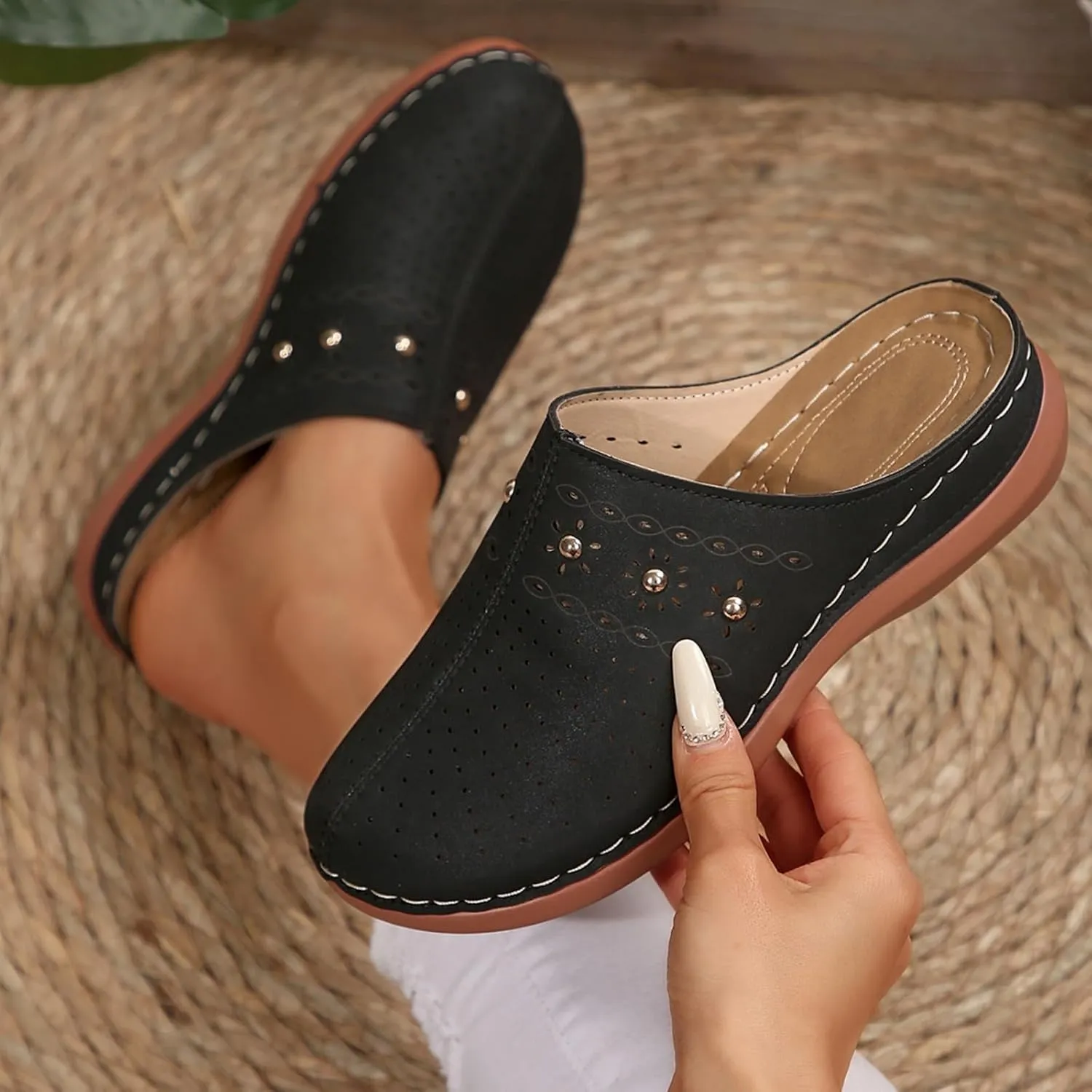 Women's Mules & Clogs Summer Closed Toe Slip on Sandals, Hollow Out Breathable Platform Orthopedic Slippers Comfortable Walking Wedge Clogs All Day Comfort