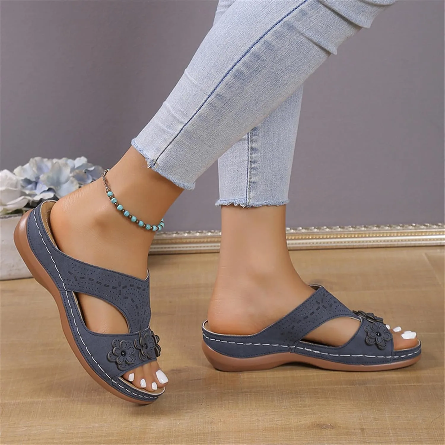 Women's Sandals Comfortable Cute Arch Support Slides Orthopedic Slippers Summer Orthotic Flip Flops for Plantar Fasciitis