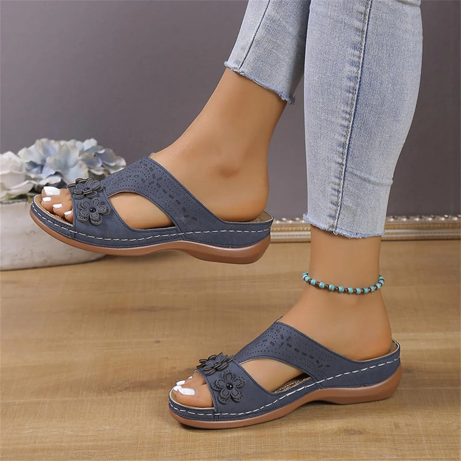 Women's Sandals Comfortable Cute Arch Support Slides Orthopedic Slippers Summer Orthotic Flip Flops for Plantar Fasciitis