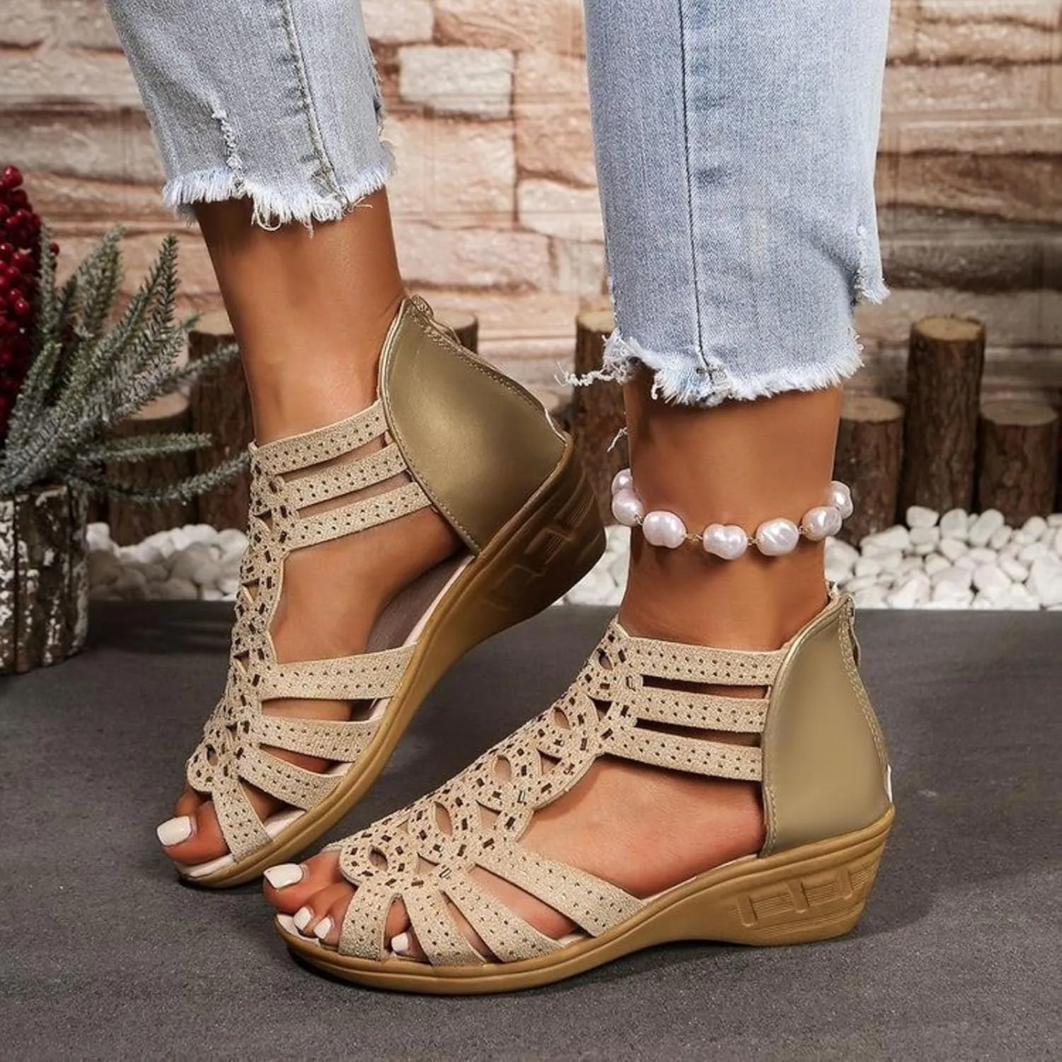 Women's Wedge Heels Ankle Strap Low Summer Sandals 2025 Casual Open Toe Solid Color Hollow Out Orthopedic Bohemia Wedges Sandals Outdoor Comfy Beach Back Zipper Shoes
